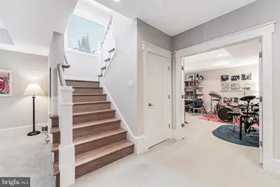 916 Desale Street SW, Vienna, VA 22180 - Photo 57