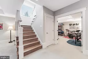 916 Desale St SW, Vienna, VA 22180 - Photo 57