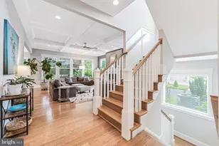 916 Desale St SW, Vienna, VA 22180 - Photo 13