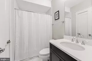 916 Desale St SW, Vienna, VA 22180 - Photo 69