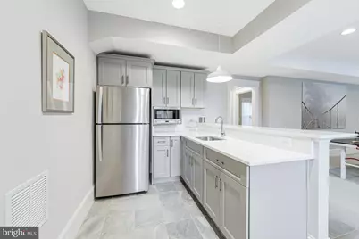 916 Desale Street SW, Vienna, VA 22180 - Photo 59