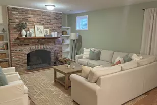 1117 Brentfield Dr, McLean, VA 22101 - Photo 5