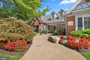 12151 Penderview Ln, Fairfax, VA 22033 - Photo 29