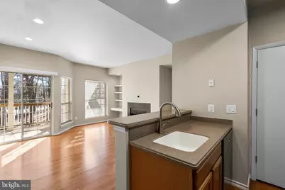 12151 Penderview Lane #2026, Fairfax, VA 22033 - Photo 7