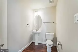 7000 Eastern Red Cedar Ln, McLean, VA 22101 - Photo 13