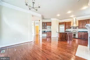 7000 Eastern Red Cedar Ln, McLean, VA 22101 - Photo 11
