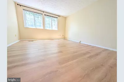 7993 Tyson Oaks Circle, Vienna, VA 22182 - Photo 19