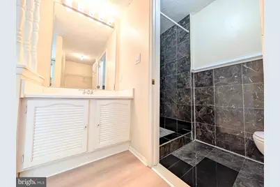 7993 Tyson Oaks Circle, Vienna, VA 22182 - Photo 21