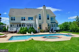 615 Nalls Farm Way, Great Falls, VA 22066 - Photo 3