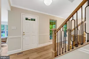 7373 Silver Pine Dr, Springfield, VA 22153 - Photo 5