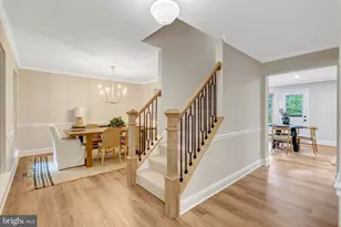 7373 Silver Pine Dr, Springfield, VA 22153 - Photo 7