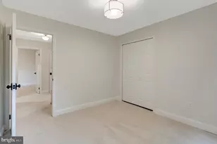 7373 Silver Pine Dr, Springfield, VA 22153 - Photo 25