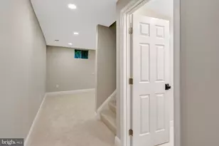 7373 Silver Pine Dr, Springfield, VA 22153 - Photo 51