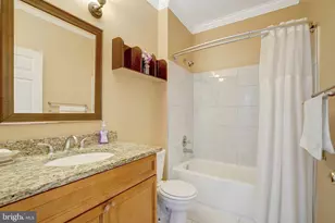 6476 Cheyenne Dr, Alexandria, VA 22312 - Photo 9