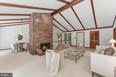 8000 Seven Hills Court, Clifton, VA 20124 - Photo 17