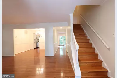 2184 Pond View Court, Reston, VA 20191 - Photo 3