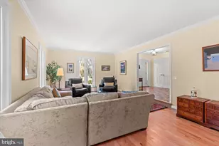3800 Ridgelea Dr, Fairfax, VA 22031 - Photo 7