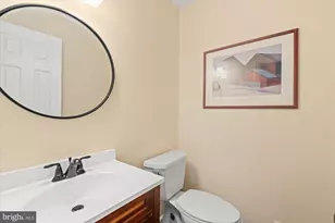 3800 Ridgelea Dr, Fairfax, VA 22031 - Photo 29