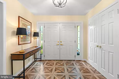 3800 Ridgelea Drive, Fairfax, VA 22031 - Photo 3