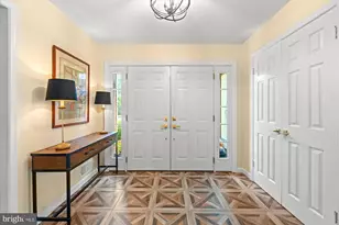 3800 Ridgelea Dr, Fairfax, VA 22031 - Photo 3