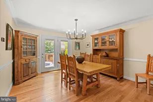 3800 Ridgelea Dr, Fairfax, VA 22031 - Photo 11