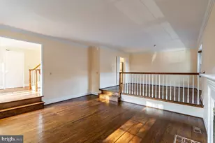 7348 Lewinsville Square Pl, McLean, VA 22101 - Photo 5