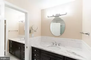 7348 Lewinsville Square Pl, McLean, VA 22101 - Photo 15