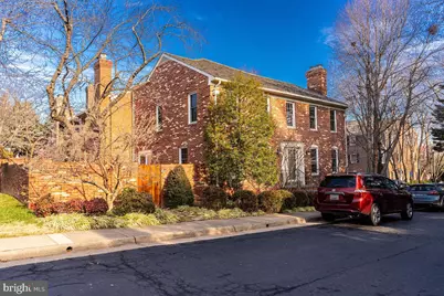 7348 Lewinsville Square Place, McLean, VA 22101 - Photo 27