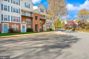 12739 Fair Crest Ct, Fairfax, VA 22033 - Photo 3