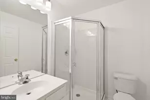 12739 Fair Crest Ct, Fairfax, VA 22033 - Photo 29
