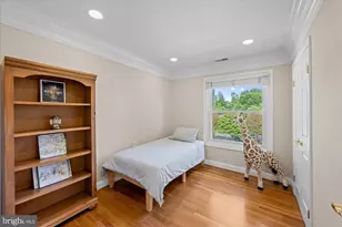 816 Constellation Dr, Great Falls, VA 22066 - Photo 25
