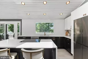 2412 Andorra Pl, Reston, VA 20191 - Photo 11