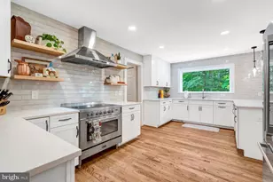 3602 South Pl, Alexandria, VA 22309 - Photo 15