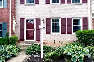 5446 Lighthouse Ln, Burke, VA 22015 - Photo 1