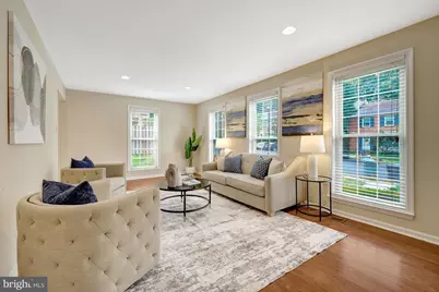 5720 Crownleigh Court, Burke, VA 22015 - Photo 17