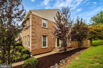 5720 Crownleigh Court, Burke, VA 22015 - Photo 1