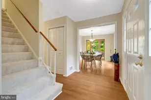 5720 Crownleigh Ct, Burke, VA 22015 - Photo 31