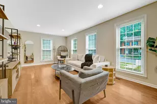 5720 Crownleigh Ct, Burke, VA 22015 - Photo 33