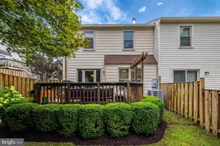 5720 Crownleigh Ct, Burke, VA 22015 - Photo 61