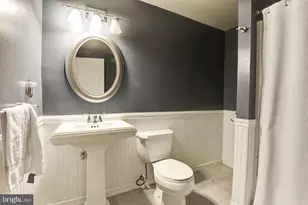 5720 Crownleigh Ct, Burke, VA 22015 - Photo 21