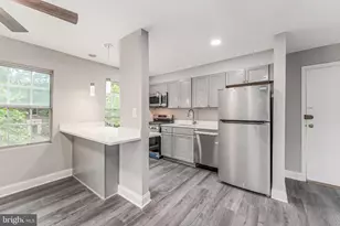 6718 W Wakefield Dr, Alexandria, VA 22307 - Photo 11