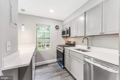 6718 W Wakefield Drive #B2, Alexandria, VA 22307 - Photo 13