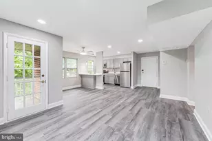 6718 W Wakefield Dr, Alexandria, VA 22307 - Photo 3
