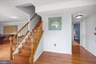 7142 Red Horse Tavern Ln, Springfield, VA 22153 - Photo 5