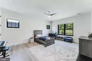 952 Walker Rd, Great Falls, VA 22066 - Photo 35
