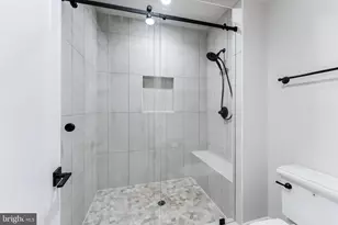 952 Walker Rd, Great Falls, VA 22066 - Photo 67