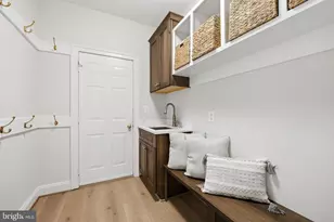 2608 Hunter Mill Rd, Oakton, VA 22124 - Photo 15