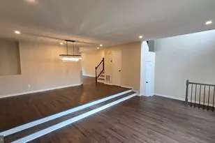 2919 Mainstone Dr, Fairfax, VA 22031 - Photo 3