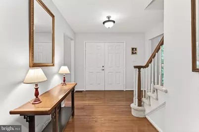 6042 Makely Drive, Fairfax Station, VA 22039 - Photo 3