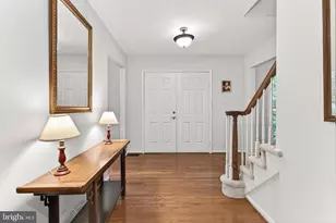 6042 Makely Dr, Fairfax Station, VA 22039 - Photo 3
